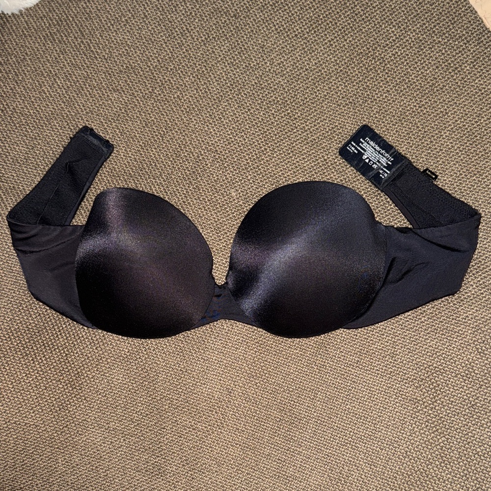 Maidenform Sleek Black Strapless Underwire Bra Women’s Undergarments Bra 34C